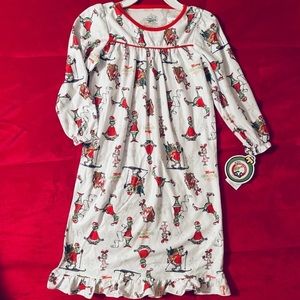 Grinch Nightgown